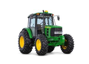 Nouveau tracteur agricole John Deere avec une puissance de couple élevée, adapté aux travaux agricoles lourds et au labourage - Product Image 5