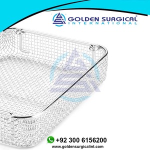 Plateau de stérilisation en maille d'acier inoxydable Poignées de chute Plateau en métal perforé rectangulaire Équipement de stérilisation élevé - Product Image 5