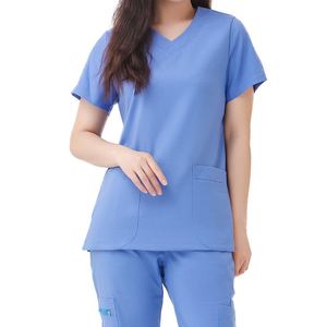 Hauts et chemises médicaux Modernfit en cuir et toile – Confort respirant et durable pour les normes des services de santé - Product Image 1