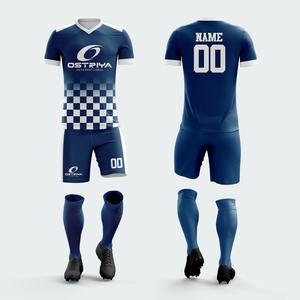 Conjuntos Deportivos de Fútbol de Poliéster con Impresión por Transferencia de Calor, Fabricación Profesional de Uniformes de Fútbol para Equipos - Product Image 5