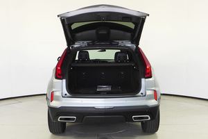 Cadillac XT4 Premium Luxury FWD 2025 - Product Image 4
