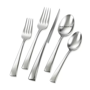 Ensemble de couverts en métal au design tendance en finition argentée à poignée simple pour la maison et le mariage ensembles de couverts de vaisselle de table - Product Image 1