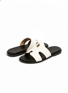 Sandales plates décontractées en cuir pour hommes, antidérapantes, à semelle en caoutchouc, confortables pour l'intérieur et l'extérieur, idéales pour l'été et le quotidien - Product Image 4