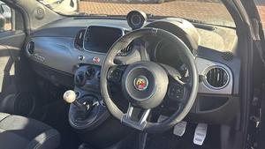 ABARTH 595 PISTA 70TH ANNIVERSARY 2020 d'occasion, conduite à gauche/droite - Product Image 6