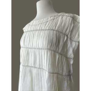 Vestido de Seda MIRA - Color Marfil, Transpirable, Escote sin Tirantes, Estilo Modesto, Largo hasta el Suelo, para Graduación, Talla XS, Opciones para Eventos Especiales - Product Image 1