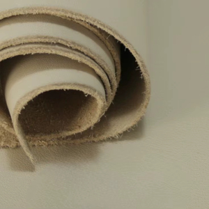 Material de cuero de calidad de exportación Patrón terminado Exportación de alta calidad Tendencia Todo tipo de material de cuero 2024 Venta al por mayor Comprar ahora - Product Image 1