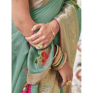 Sari en coton brodé vert mer fascinant avec chemisier pour les mariages - Product Image 5