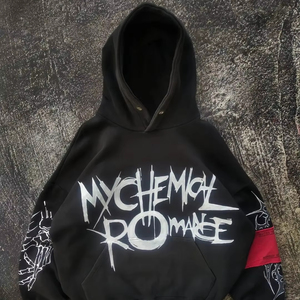 Fabrication de vêtements pour hommes Sweat à capuche personnalisé en coton et en molleton Pull over Sweats à capuche épais sérigraphiés avec manches et patch logo personnalisé - Product Image 1