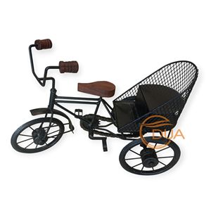 รูปปั้นตกแต่งรถสามล้อโลหะและไม้สไตล์โบราณและทันสมัยพร้อมตะกร้าพิมพ์ยูวีชุบนิกเกิลสีดำสำหรับตกแต่งบ้าน - Product Image 4