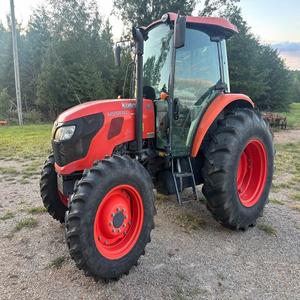 Tractor Kubota M9960 Calidad Premium Compre hoy Entrega rápida disponible Potencia y eficiencia confiables para operaciones agrícolas - Product Image 5