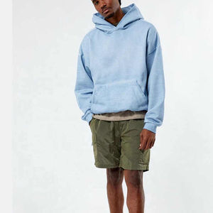 Sweat-shirt à capuche décontracté pour homme, idéal pour le temps frais, offrant une couverture chaude, une texture douce et un style urbain sans effort - Product Image 1