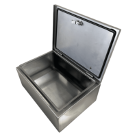 Scatola di Distribuzione Elettrica in Acciaio Inox 304/316 L, Montaggio a Parete, IP65, Pannelli Metallici Personalizzabili