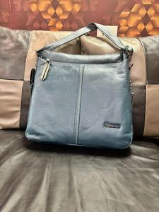 Sac fourre-tout vintage en cuir véritable de haute qualité pour femme, avec fermeture éclair réglable et chaînes de luxe – Articles de mode féminins - Product Image 4