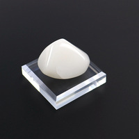 Cube en plexiglas transparent présentoir cosmétique bijoux en cristal parfum cube acrylique bloc d'affichage avec coins biseautés