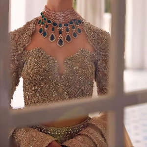 Lehenga choli อินเดียปักด้วยมือสำหรับผู้ใหญ่ชุดปาร์ตี้ล่าสุดที่ออกแบบมาสำหรับโอกาสพิเศษ - Product Image 1