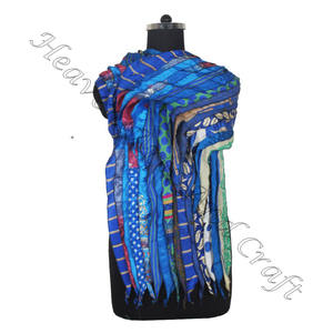 Sari de seda reciclada 15 tiras bufandas hechas a mano de diseñador estola chales SC626 seda fina al por mayor bufanda femenina Sari Vintage reciclada - Product Image 5