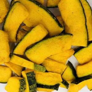 QUALITY CRISPY DRIED PUMPKIN CHIPS / NATURAL SWEETNESS / READY TO EAT FRUIT VEGETABLE SNACK FOR WHOLESALE MARKET - Product Image 6