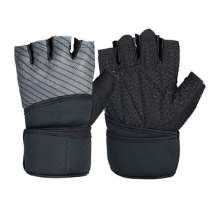 Gants de musculation en cuir personnalisés OEM, respirants, légers, haute durabilité, demi-doigts, pour entraînement en salle de sport, avec protection du poignet - Product Image 4