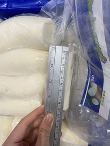 Yuca congelada de Vietnam para hacer chips caseros o sustitutos de harina, utilizando cultivos de alta calidad madurados al sol de Vietnam. - Product Image 2