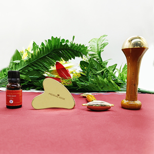 Medieval Edge ME-BTK-05 100% Original Kansa Wellness Travel Kit Compact Face Roller Gua Sha Natural Glow Fabrication Indienne - Product Image 6