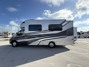 Luxury Family Off-Road Aluminum & Steel Travel Trailer Motorhome with Oven for Camping Sale in USA and Europe - Product Image 4