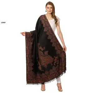 Allover พิมพ์ผ้าคลุมไหล่ขนสัตว์ Pashmina สําหรับหญิงพร้อมโลโก้เย็บปักถักร้อยถักฤดูหนาว Warm สวมใส่มุสลิมอิสลามผ้าพันคอผ้าคลุมไหล่