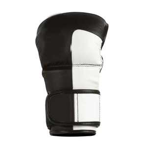 Fournisseur en gros de gants de MMA, gants de combat en cage personnalisés avec rembourrage durable et options de marquage - Product Image 3