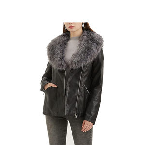 Blouson aviateur en cuir et fourrure pour femme, veste élégante en cuir de vachette PU pour femme, fournisseur de blousons en cuir de moto de haute qualité en gros - Product Image 4