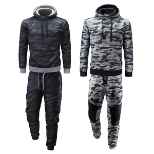 Chándal de poliéster para hombre de alta calidad al por mayor, conjunto deportivo para correr para hombre, chándal personalizado de camuflaje a la venta - Product Image 1