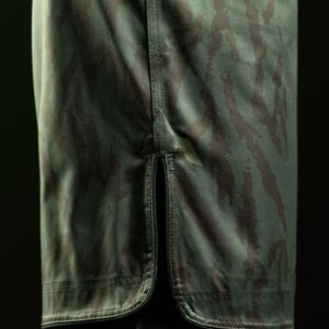 Shorts de boxe MMA personnalisables en gros, prix d'usine, motif uni, taille haute, respirant, polyester/coton, fabriqué au Pakistan - Product Image 4