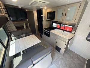 Camping-car d'occasion 2023 Foorest River Wildwood X-Lite 19DBXLX - Product Image 3