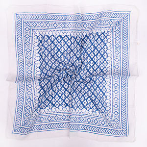Bandana en coton de qualité supérieure à motif floral, léger, écologique, respirant, à nouer, en tissu doux imprimé au bloc, lavable, toutes tailles - Product Image 4