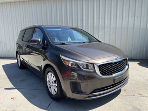 Precio bajo, Kia Sedona LX 2016, auto usado en venta - Product Image 1