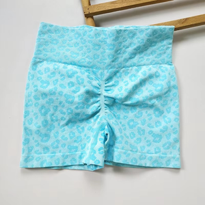 Taille haute pêche hanche à séchage rapide moulant portant des pantalons de yoga léopard européens et américains nouveaux shorts d'été - Product Image 5
