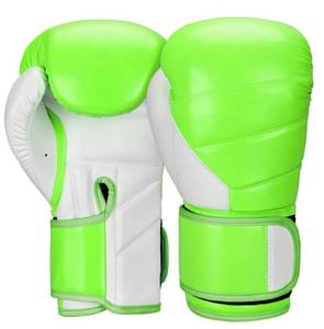 Guantes de boxeo personalizados profesionales Guantes de cuero hechos en fábrica con opciones de material de color Cómodos OEM de alta calidad - Product Image 4