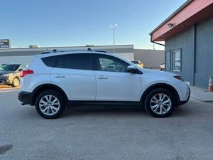 NOUVELLE ARRIVÉE : Avertissement sur notre RAV4 PRIME XSE HYBRIDE rechargeable 2022 avec intérieur en cuir foncé, livraison gratuite dans le monde entier - Product Image 5