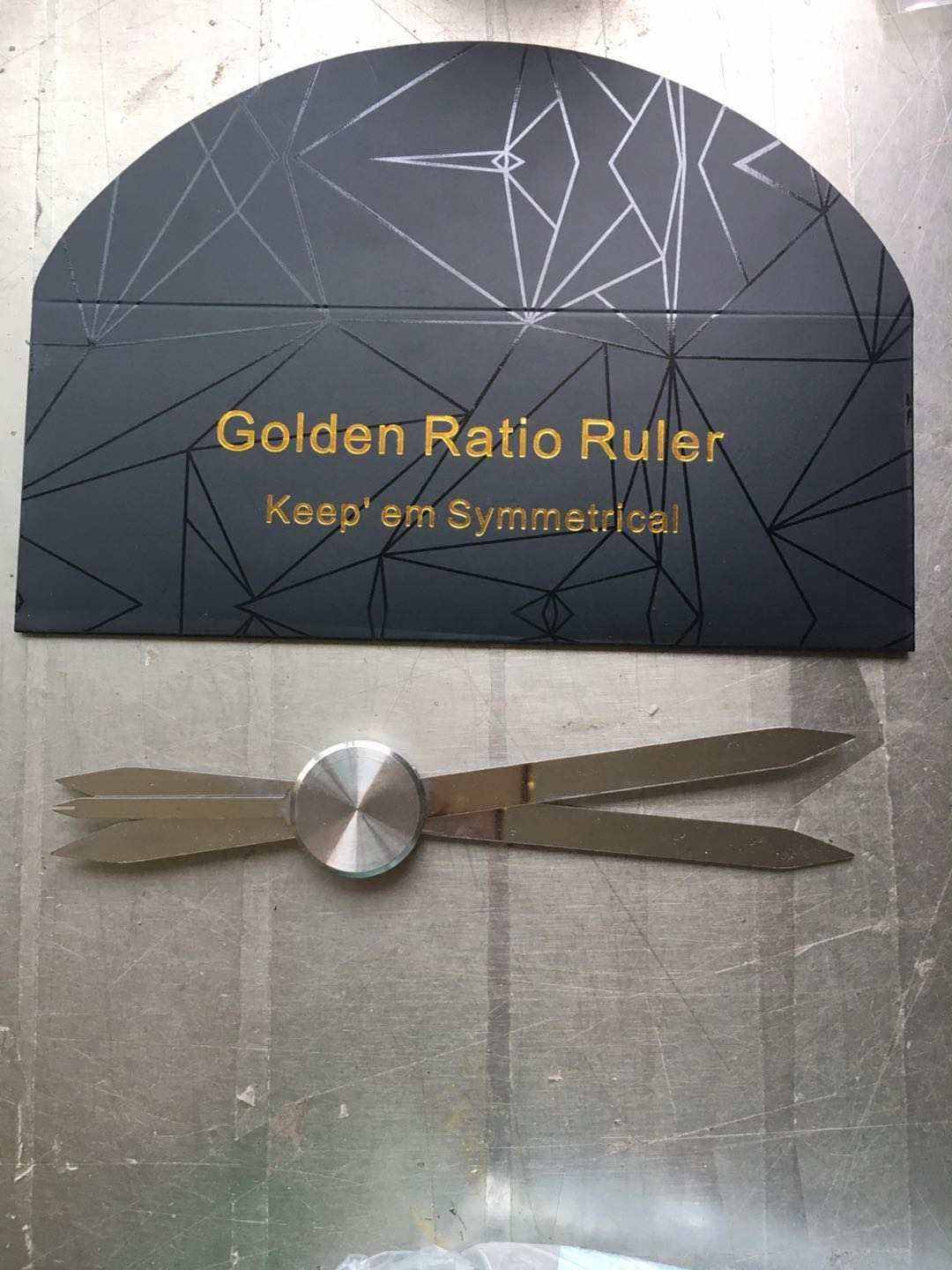 สีเงินพร้อมบรรจุภัณฑ์แบบซอง