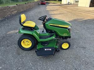 Tractor cortacésped John Deere con cargador frontal y descarga trasera, tractor cortacésped con recogida trasera y 6 cuchillas de mulching. - Product Image 6