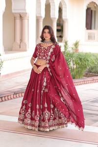 Elegante Conjunto de Lehenga de Seda Vichitra Color Granate, Completamente Cosido, con Bordado Intenso de Lentejuelas e Hilo, para Fiestas - Product Image 3
