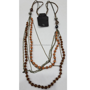 Collar con Colgante de Resina Ecológico Hecho a Mano, Joyería Moderna para Mujer, Tamaño y Color Personalizables - Product Image 6