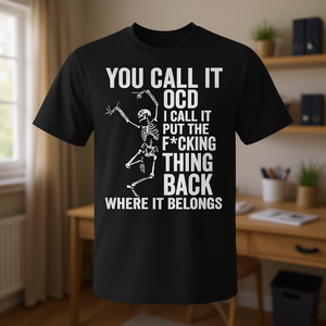 Camiseta con diseño de calavera: ¿OCD o organización? Categoría Promocional: Devuelve lo que saque del tienda - Product Image 3