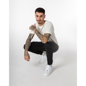 T-shirt uomo Basic con stile drappeggiato - Product Image 3