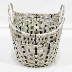 Cesta de ropa sucia de plástico Artex Dong Thap Factory con ruedas para almacenamiento de ropa y uso conveniente en la organización del hogar - Product Image 5