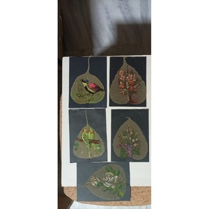 Peintures uniques peintes à la main, créées pour transformer les espaces muraux avec une expression artistique, une harmonie des couleurs et un style intemporel - Product Image 1