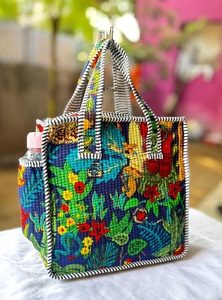 Quilted Floral <b>Tote</b> <b>Bag</b> for Women Cotton Patchwork Purse with Zippered Pocket Lightweight College <b>School</b> <b>Bag</b> Best Price Always - Product Image 4