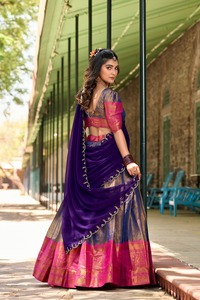Nouveau traditionnel Kanjivaram soie Regal Lehenga Choli avec broderie travail Dupatta Collection femmes haut court mode - Product Image 5