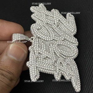 Pendentif personnalisé Moissanite VVS glacé en argent sterling 925, pendentif Moissanite VVS glacé, pendentif lettre Moissanite VVS, - Product Image 2