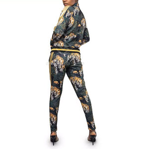Ensemble de survêtement pour femme, personnalisé avec logo, décontracté, léger, respirant, écologique, 100% coton, pour la course à pied et l'entraînement - Product Image 3