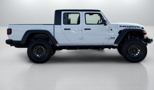 Camioneta Jeep Gladiator Mojave Crew Cab 2022 Usada en Buen Estado - Lista para Enviar - Product Image 3
