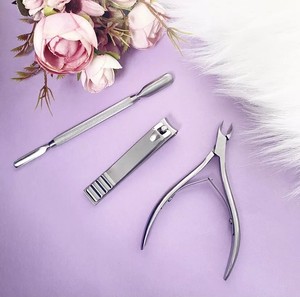Ensemble de manucure 3 pièces pour la beauté des ongles Coupe-ongles Cutter Cuticle Pusher Trimmer Grooming Kit - Product Image 2